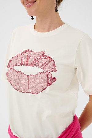 Culture, CUEMBA GITH T-SHIRT - Tričko s potlačou - spring gardenia