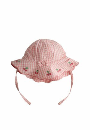 Roze-wit geruit zonnehatje met geschulpte rand, geborduurde kersen, een klein strikje en kinriempjes.