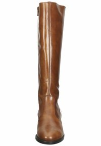 Botte en cuir marron, arrivant jusqu'au genou, avec une texture lisse, un bout arrondi et des coutures décoratives. Elle dispose d'une fermeture éclair sur le côté pour un enfilage facile.