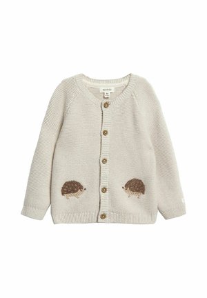 Beige strikket babycardigan med brune pindsvine-motiver nær bunden og træknapper foran.