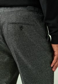 Next Habitbukser - charcoal grey
