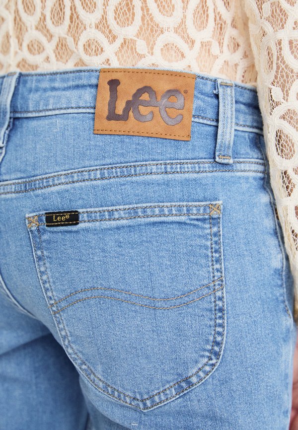 JESSICA - Slim fit jeans - dramatic energy2