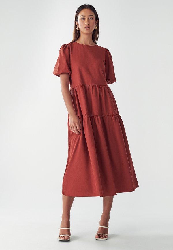TIAA MIDI DRESS - Freizeitkleid - rust