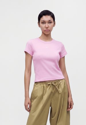 Nike Sportswear, TEE - Обикновена тениска - pink rise/sail