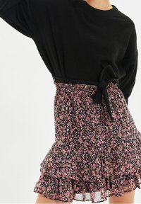 Trendyol Pullover - black
