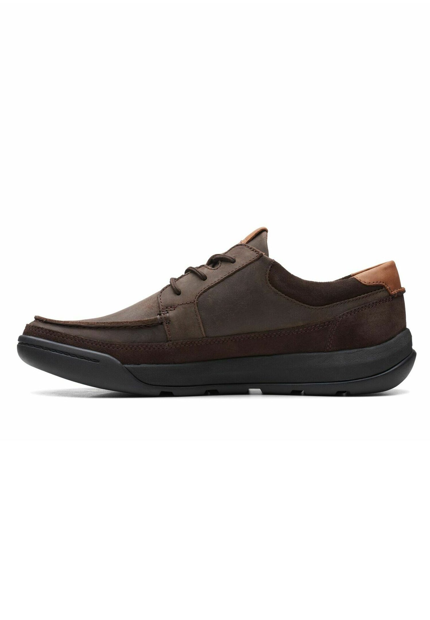 Clarks Mannen Leren Veterschoenen / Herenschoenen desert boot Midden bruin  - Schoenen.nl