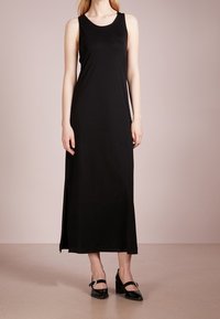 Filippa K Maxiklänning - black