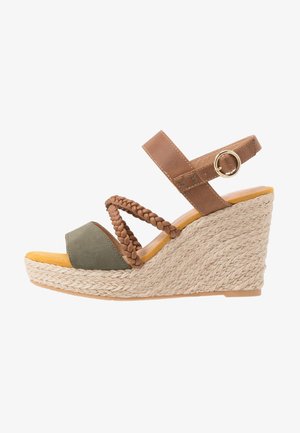 s.Oliver, Sandales à talons hauts - khaki