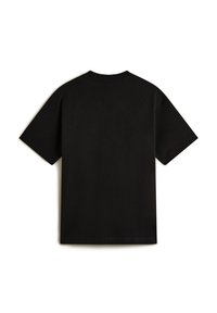 Camiseta negra de manga corta, hecha de algodón, con un escote redondo y un diseño sencillo y sin costuras. Textura suave, sin patrones ni acentos.