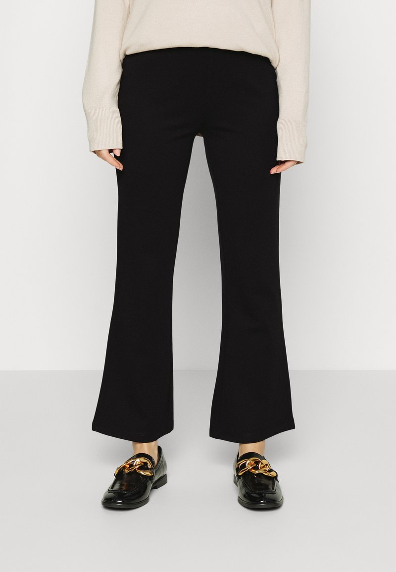 JDY Petite JDYPRETTY PANT - Nohavice - black
