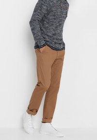 Pier One Stickad tröja - mottled dark blue