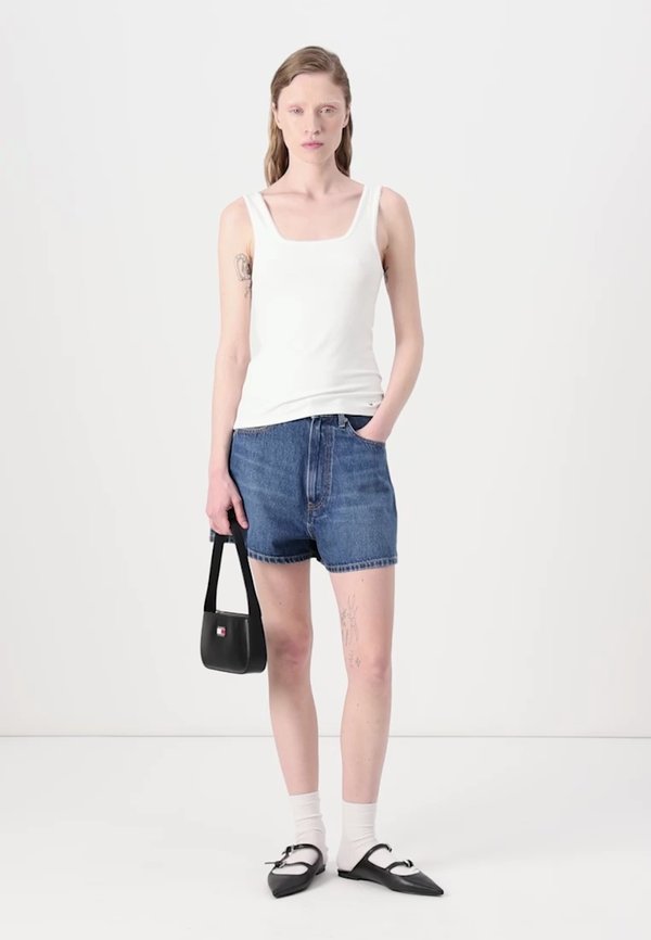 SLIM SQUARE TANK - Top - ecru2