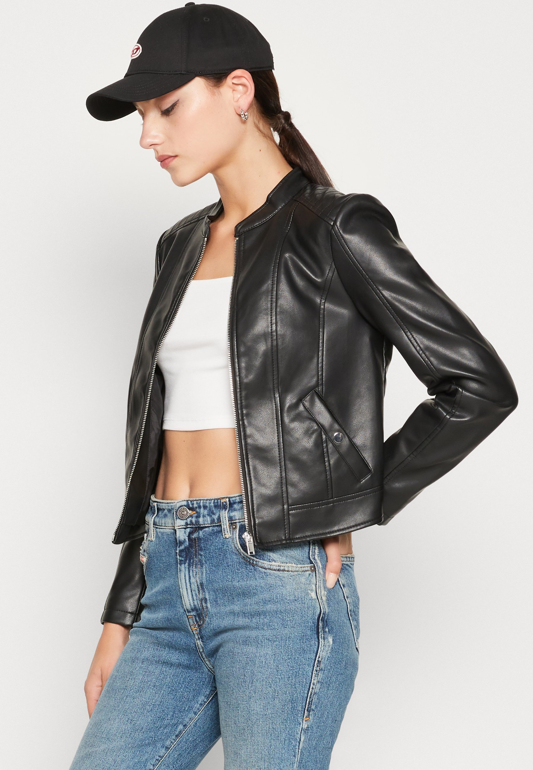 ROUND SHORT FAKE LEATHER JACKET（Arbor Crackled Faux Leather
