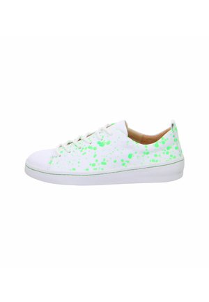 KUMI - Trainers - white