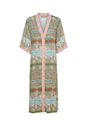 Lang kimono-style kjole med åben front og halv-lange ærmer i grønne, blå og pink blomster- og geometriske mønstre, kantet med en pink kant.