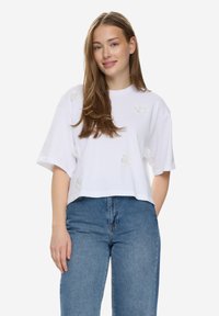 Ei valittu, bright white