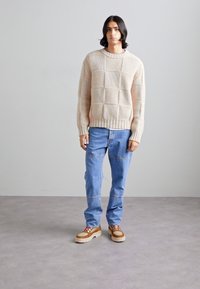 Études Vaqueros boyfriend - stone