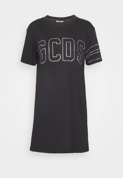 Μαύρο φόρεμα T-shirt από βαμβάκι με στρογγυλή λαιμόκοψη, κοντά μανίκια και αντίθετα κρυστάλλινα γράμματα "GCDS" μπροστά καθώς και ρίγες στα μανίκια.