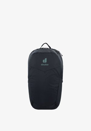 Musta Deuter-reppu, jossa on yläkahva, etupuolen vetoketjullinen lokero ja logo keskitettynä etupaneeliin.