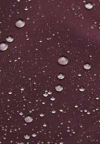 lululemon MIST OVER WINDBREAKER - Tuulitakki - goodnight plum