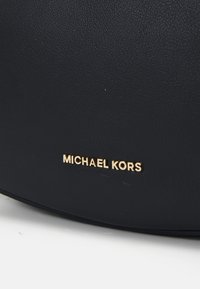 MICHAEL Michael Kors AVRA SLING XBODY - Torbica - black