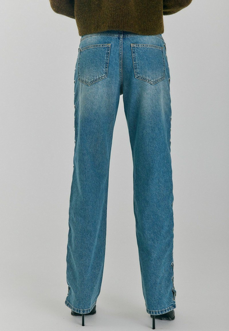 NORR KENZIE LACE - Straight leg jeans - medium blue denim/blue
