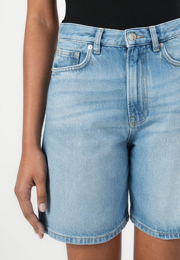 SHELLY  - Denim shorts - ocean surf2