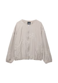 Giubbotto bomber grigio chiaro con motivi floreali ricamati, chiusura zip frontale, colletto tondo, polsini elasticizzati e tasche laterali. Tessuto liscio con una leggera lucentezza.