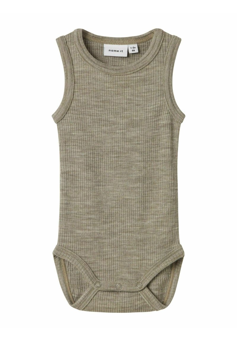 Khaki-grüner, gerippter Baumwoll-Body ohne Ärmels mit Druckknöpfen am Boden, runder Ausschnitt und glatter Textur.