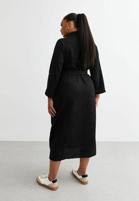 New Look Curves CURVES  czarny