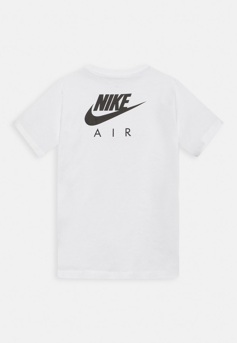 Kinder T-Shirts | Nike Sportswear TEE AIR HOOK T-Shirt print white/weiß - ND79029 Kinder T-Shirts | Nike Sportswear TEE AIR HOOK T-Shirt print white/weiß - ND79029