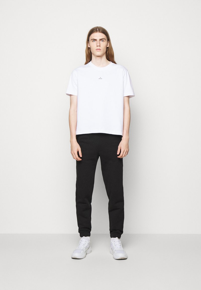 Herren T-shirts & Polos | Holzweiler HANGER TEE T-Shirt basic white/weiß - YD31233 Herren T-shirts & Polos | Holzweiler HANGER TEE T-Shirt basic white/weiß - YD31233