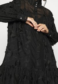 Custommade Denní šaty - black