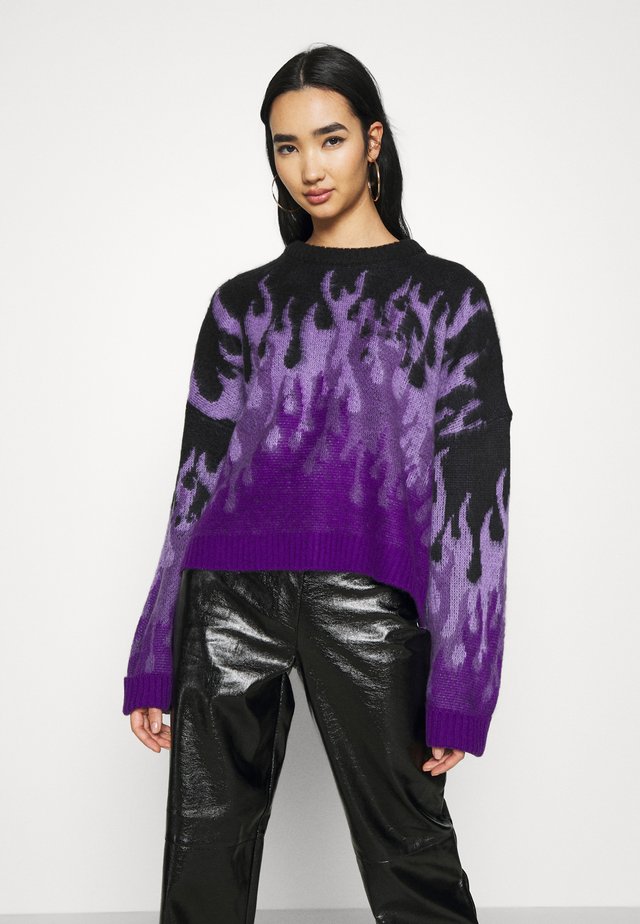 REVOLT - Strickpullover - purple/black