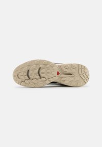 Salomon Sportstyle XT-WINGS 2 UNISEX - Sapatilhas - white/vanilla ice/black