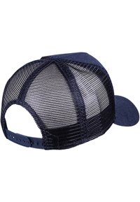 Gorra trucker de malla azul marino con un panel frontal estructurado, visera curvada y cierre ajustable con broche. Presenta una parte trasera de malla ventilada.