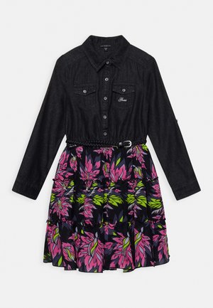 JUNIOR MIXED FABRIC DRESS - Denní šaty - full dark sky wash
