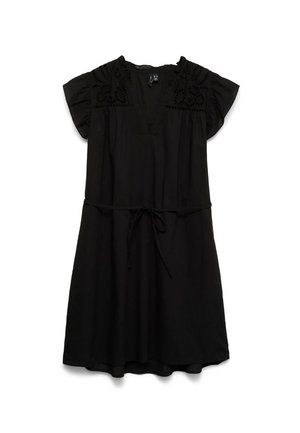 Must musta põlveni ulatuv kleit lühikeste lendavate varrukatega, tikitud õlalõikega, V-kaelusega ja seotud vööga vöökohal.