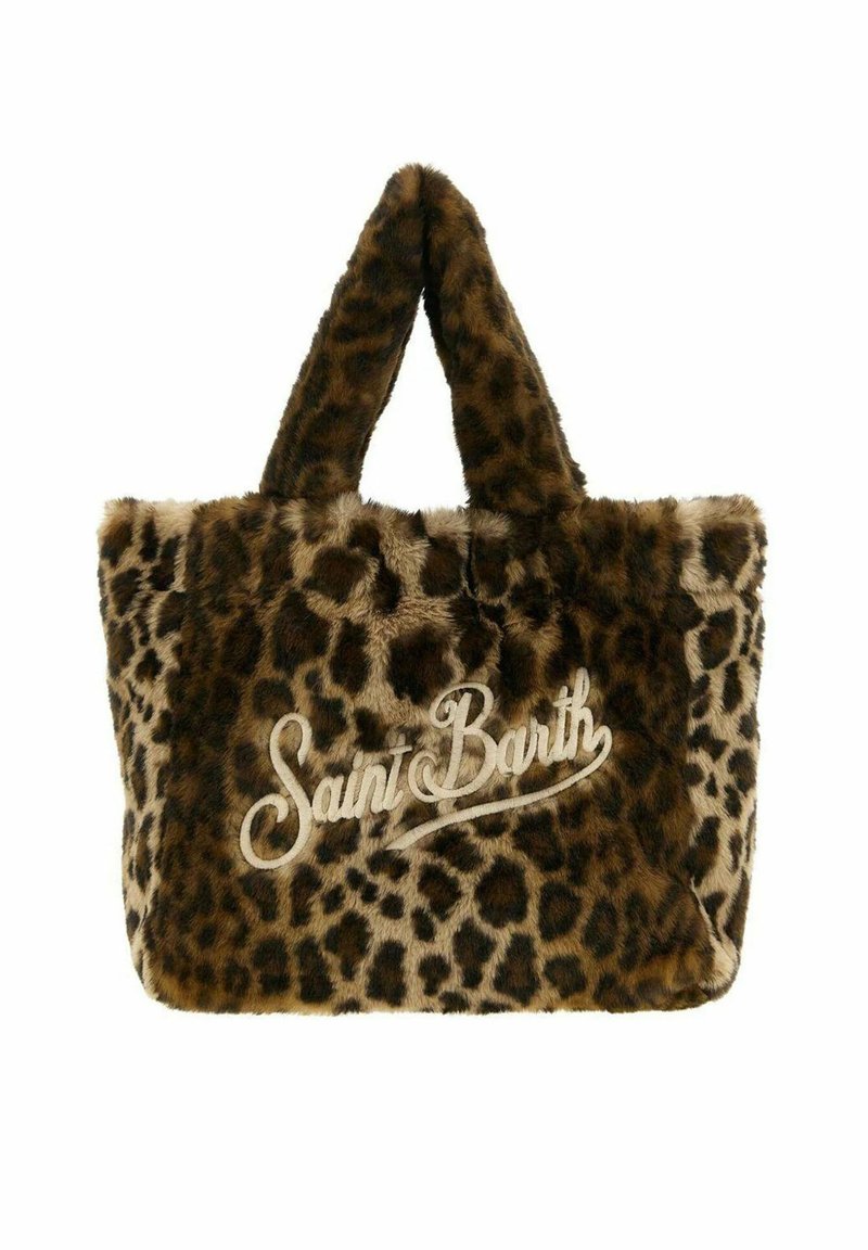 Borsa tote in finta pelliccia con stampa leopardata e doppi manici. Presenta il logo "Saint Barth" in bianco su una superficie testurizzata marrone e beige.