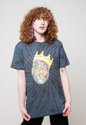 Paradiso Clothing BIGGIE SMALLS CROWN TIE DYE - Print T-shirt - blue