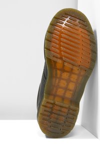 Dr. Martens 8053 - Casual lace-ups - black