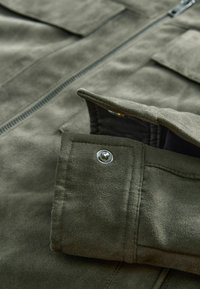 Next COLLARED SHACKET - REGULAR FIT - Veste en similicuir - green