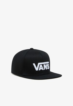 Berretto snapback nero con visiera piatta, caratterizzato da un logo "VANS" ricamato in bianco sul davanti. Realizzato in tessuto resistente con una texture liscia.
