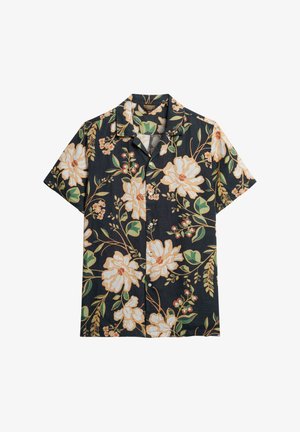 Koszula z krótkim rękawem w ciemnym materiale z dużym białym i jasnopomarańczowym wzorem kwiatowym, zielonymi liśćmi oraz z przodu na guziki.