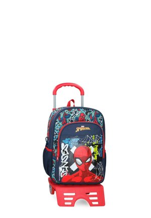 Mochila con ruedas y asa roja que presenta un gráfico de Spiderman, telarañas y texto estilo graffiti sobre fondo azul marino.