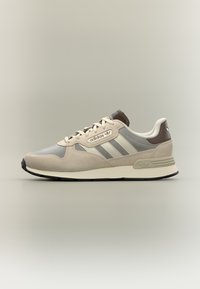 Δεν επιλέχθηκε, grey/off white/wonder alumina