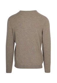 Beige gebreide trui met lange mouwen en een ronde hals. Zachte textuur, eenvoudige stijl, effen kleur, geen zichtbare patronen of hardware.
