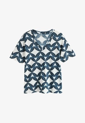 Tricou cu mâneci scurte și decolteu în V, realizat din bumbac, cu un model geometric bleumarin și alb format din forme suprapuse.