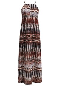 Robe maxi sans manches avec fines bretelles présentant un motif abstrait à rayures verticales marron, noir et blanc.