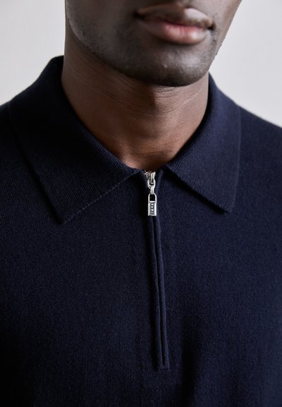 Tiger of Sweden ORBIT - Strikkegenser - navy